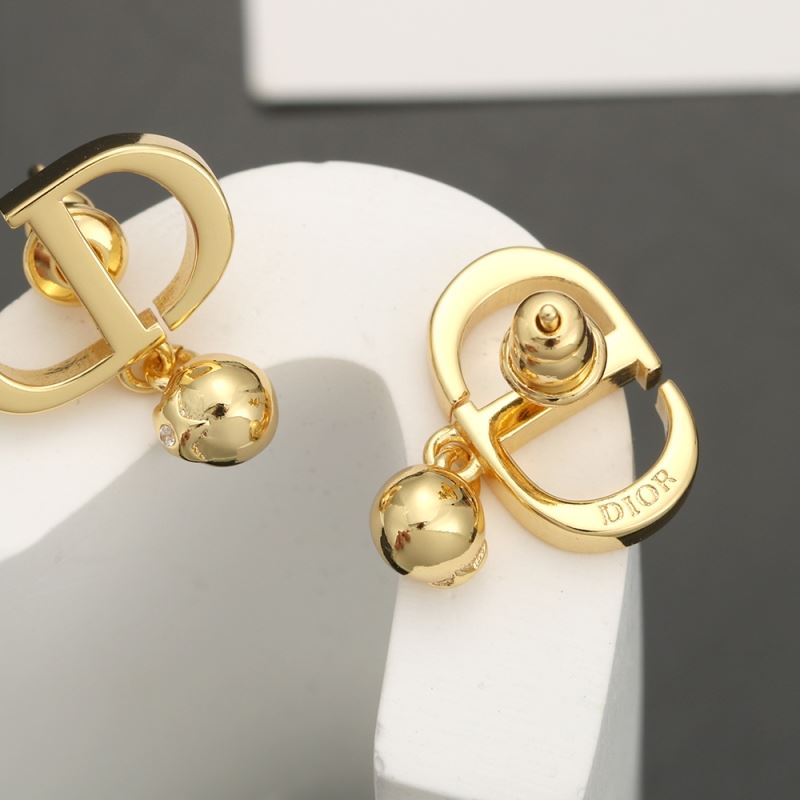 chr1st1an D10r earrings